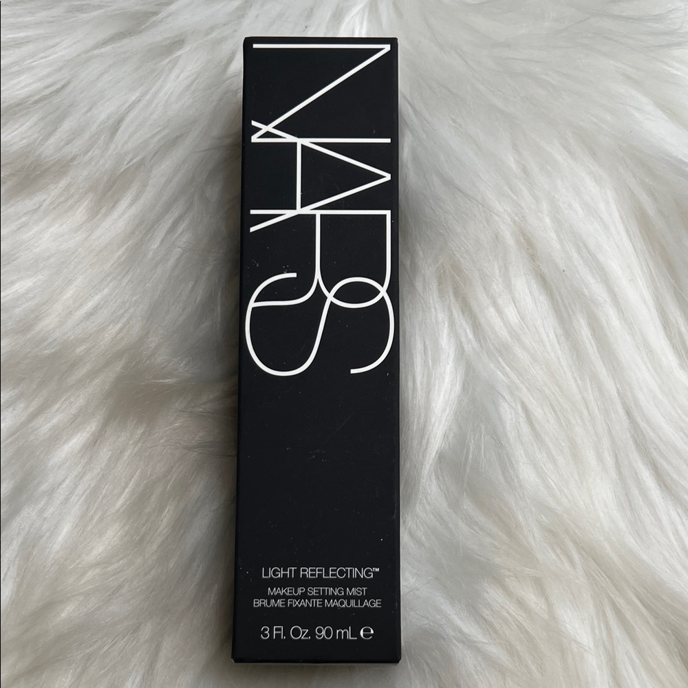 NARS Light Reflecting Makeup Setting Mist